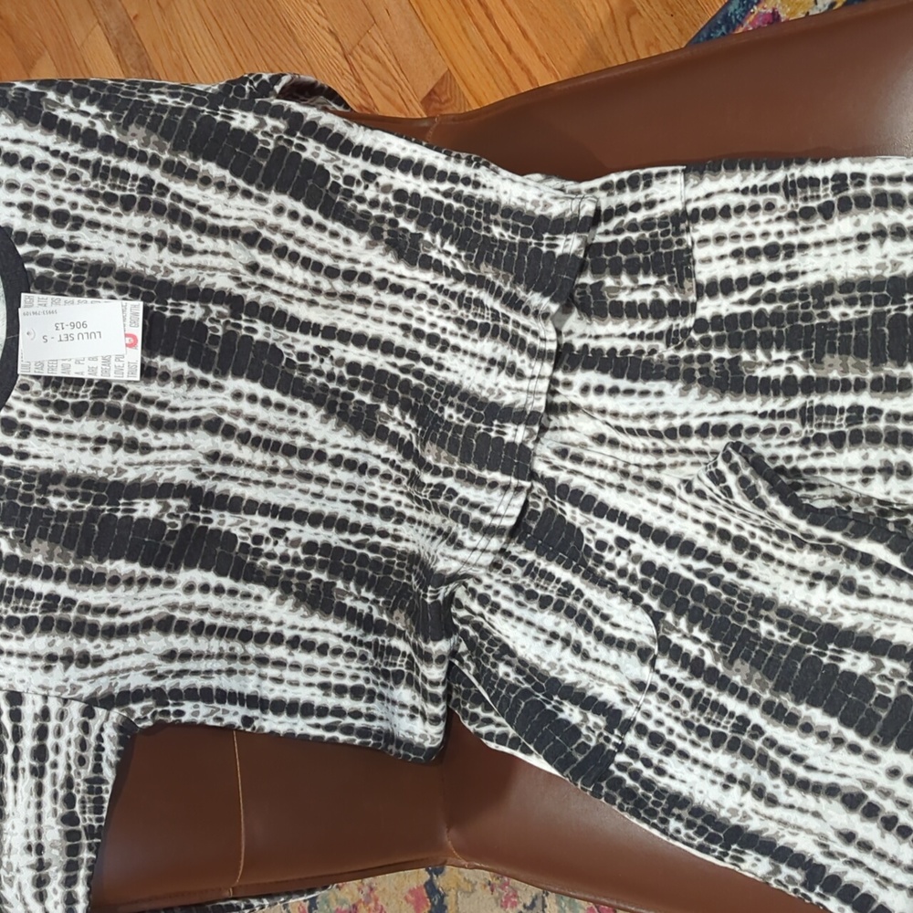 Lularoe sweat set